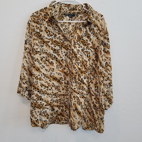 💕 Club Z Collection Cheetah Animal Print Top Size 2X - Picture 9 of 16